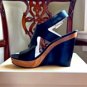 Michael Kors Josephine wedge